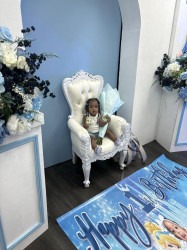 KID'S THRONE CHAIR ALL WHITE