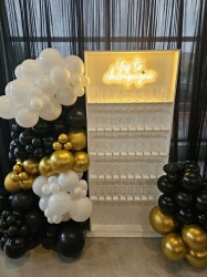 CHAMPAGNE WALL 45 CUPS HOLDER