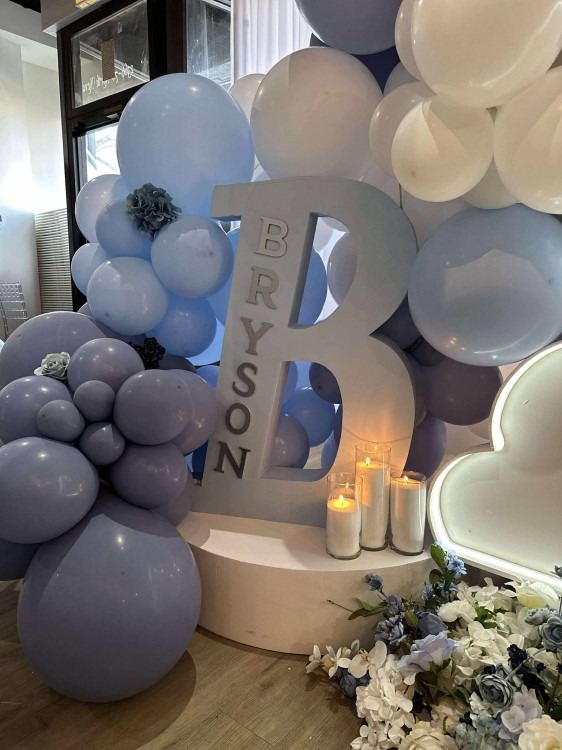 3 FT LETTER INITIAL PROPS