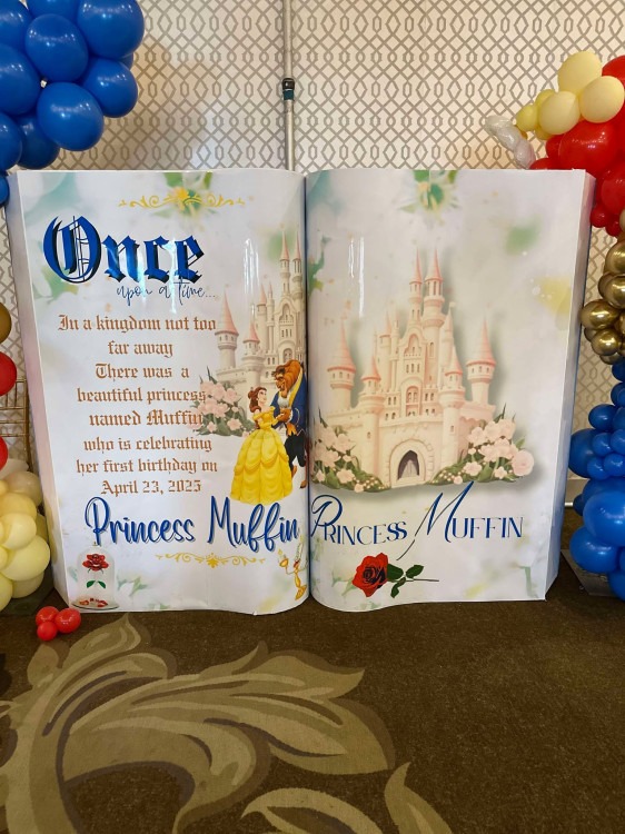 GIANT STORY BOOK